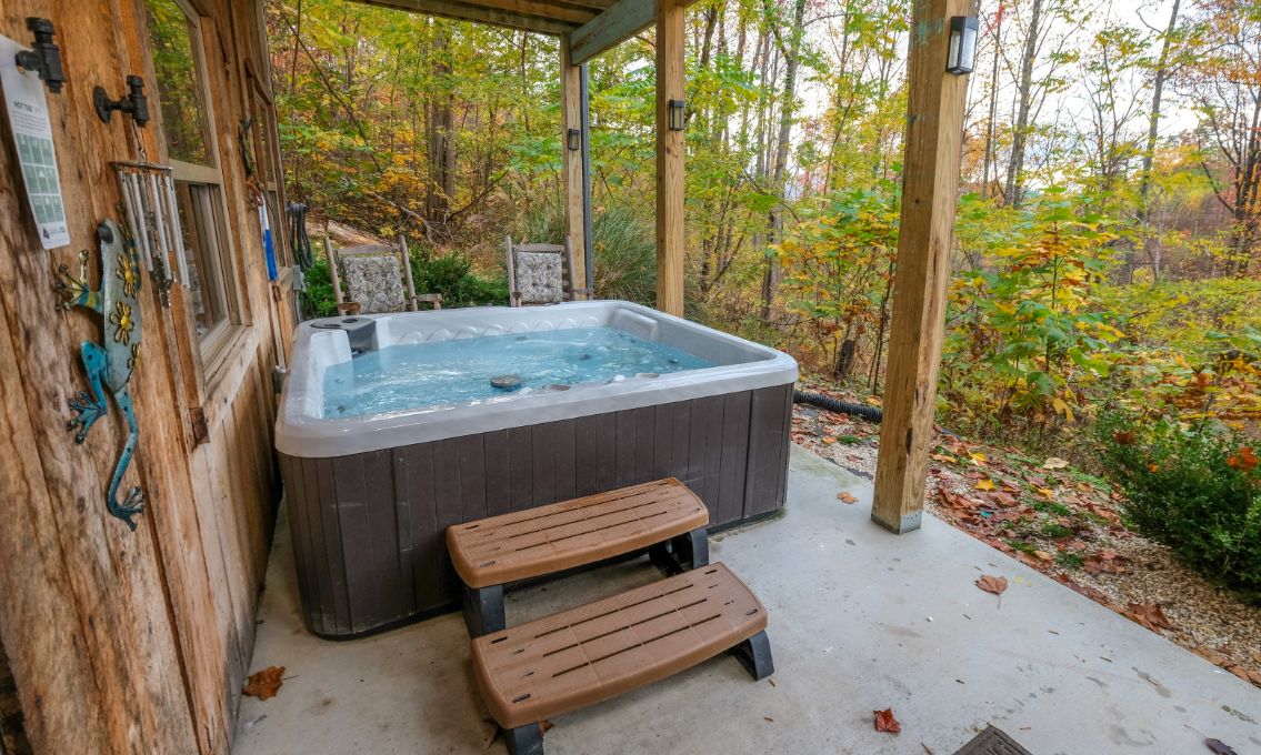 Gatlinburg Cabins - Barnwood Ridge