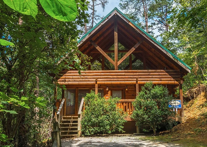 Pigeon Forge cabin rental Making More Memories exterior