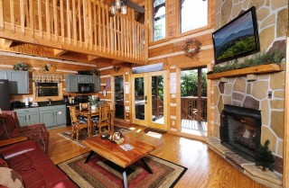 Gatlinburg - Mountain Splendor 1250 - Livingroom