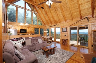 Pigeon Forge - Cali's Place - Living Room