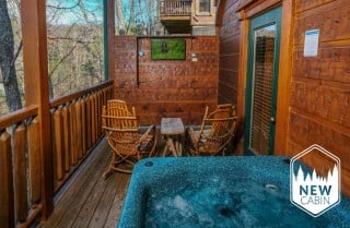 Gatlinburg Cabin - A Mountain Getaway - Exterior 