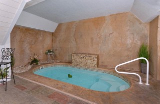 gatlinburg cabin - gatlinburg secret splash - indoor pool