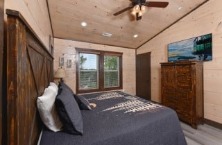 Large Cabins In Pigeon Forge Big Forest Lodge