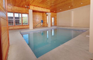 Pigeon Forge Cabin - Majestic Mountain Water - Private Indoor Pool