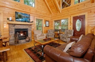 pigeon forge cabin – papa bear lodge – living room