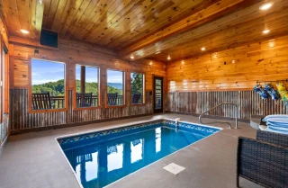 Pigeon Forge Cubs Dream Pool