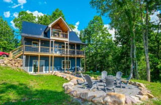 Pigeon Forge Cabin - Eagle's Flight - Exterior