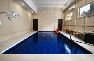 Pigeon Forge - Whispering Pines Escape - Pool