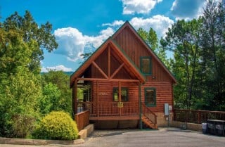 Pigeon Forge - Sherwood Sanctuary - Cabin Exterior