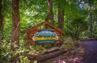 Pigeon Forge Resort - Brother's Cove Resort 